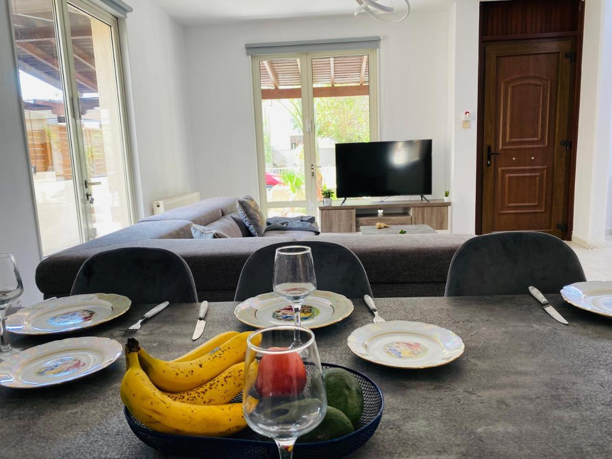 Gaia - 4 Bedroom House In Ларнака Екстер'єр фото