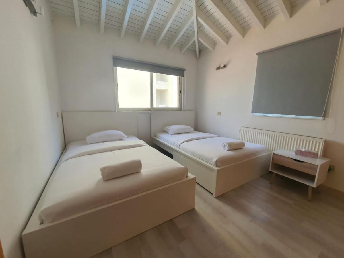 Gaia - 4 Bedroom House In Ларнака Екстер'єр фото